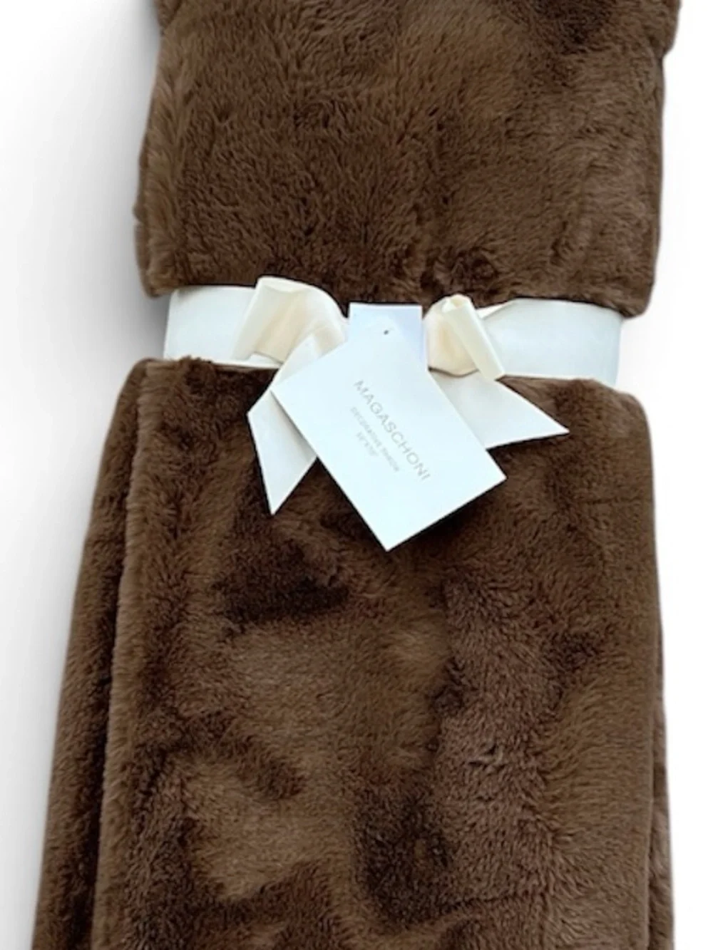 🆕 Magaschoni Brown Faux Fur Throw Blanket Luxe Soft Chestnut Winter Holiday Gift